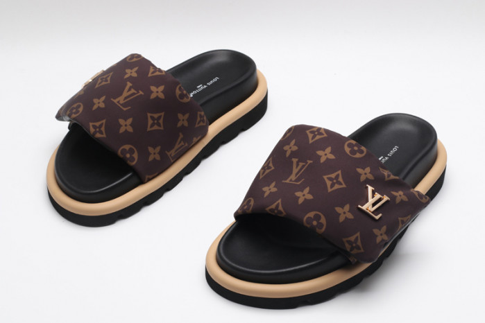 L&V SLIPPERS