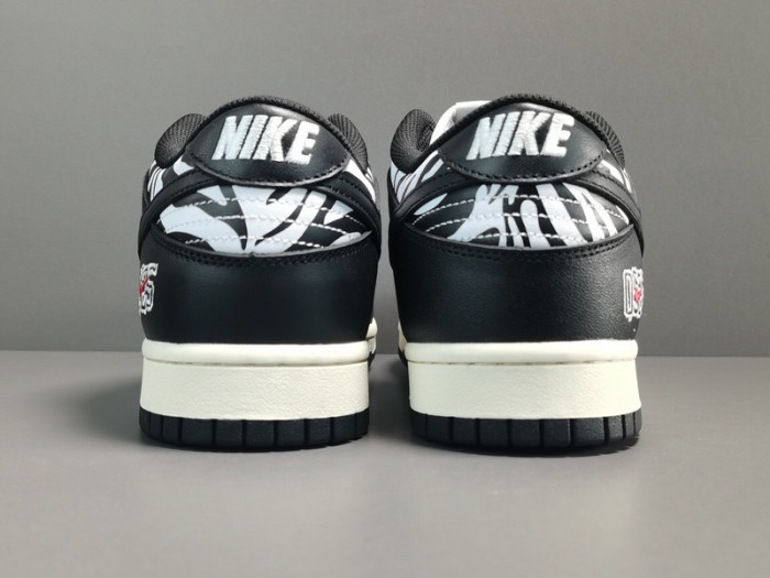 Quartersnacks x Nike SB Dunk Low Zebra DM3510-001