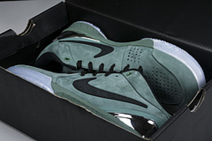 NK Zoom Kobe 4 Protro“Bicoastal” FQ3545-300