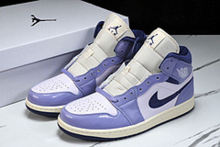 Air Jordan 1 Mid "Sky Purple" DZ3745-500