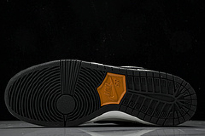 Nike SB Dunk Low Safari “Olympics FZ1233-002