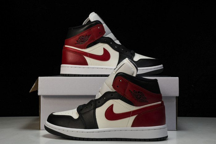 WMNS Air Jordan 1 Mid“Black Toe” BQ6472-160
