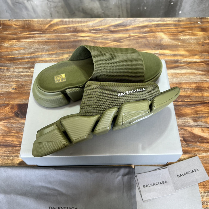 BLEN DESIGNER SLIPPERS