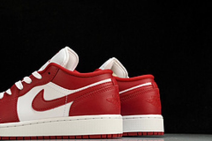 Air Jordan 1 Low GS“Gym Red” 553560-611
