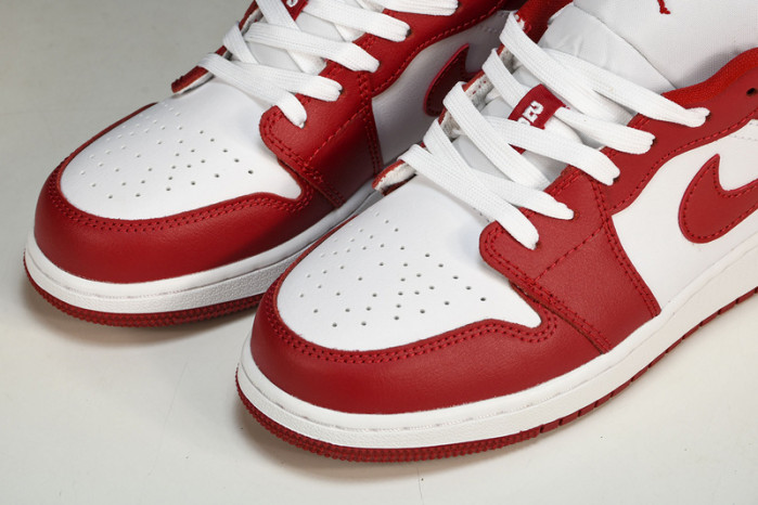Air Jordan 1 Low GS“Gym Red” 553560-611