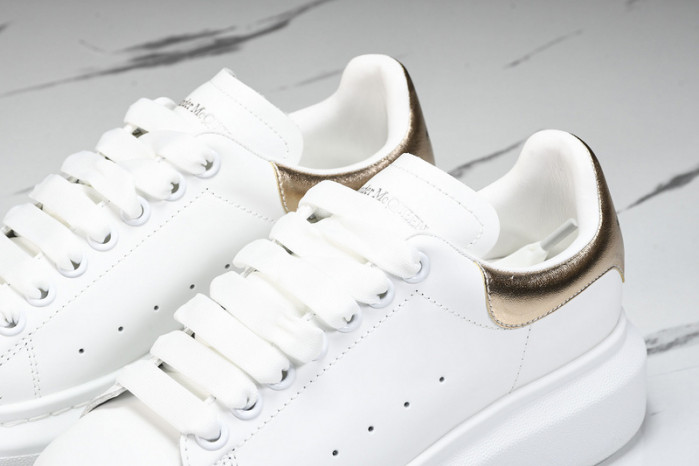 Alexander McQueen sneaker