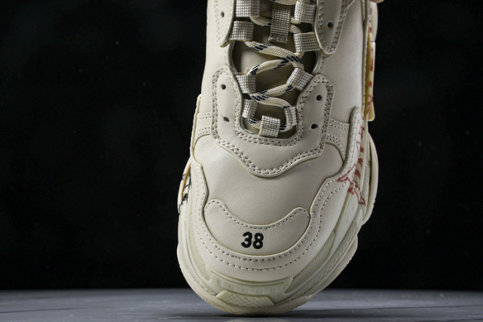 BL TRIPLE S TRAINERS 536737 W2FAY 9016