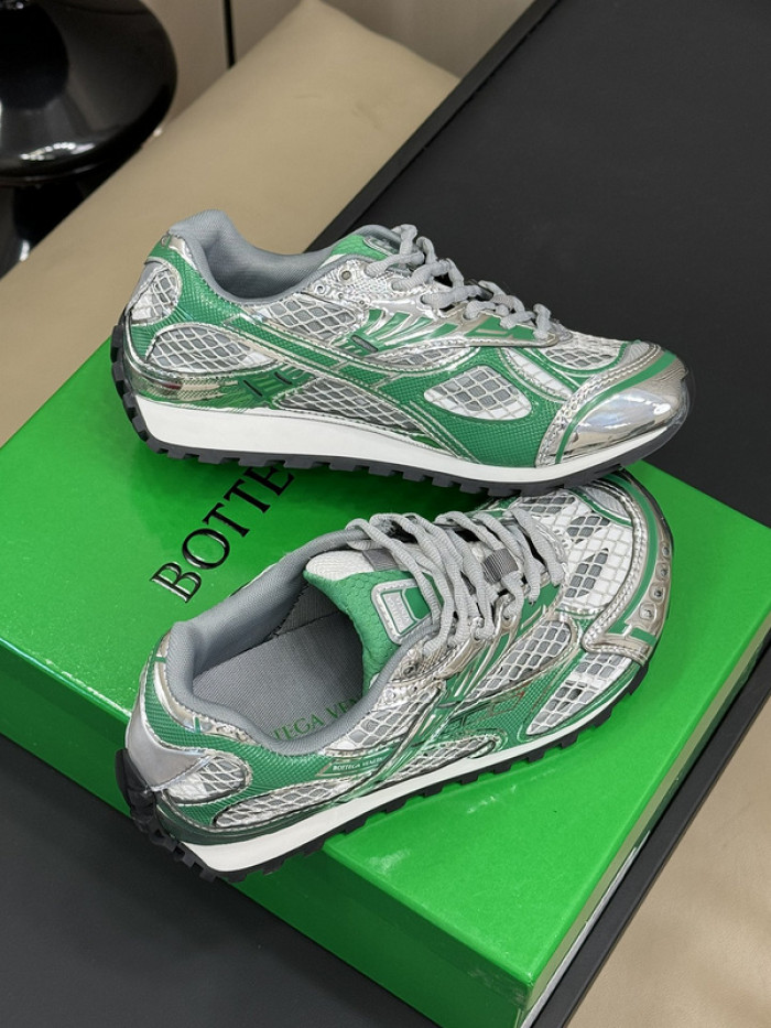 BOTTEGA VENETA SNEAKER