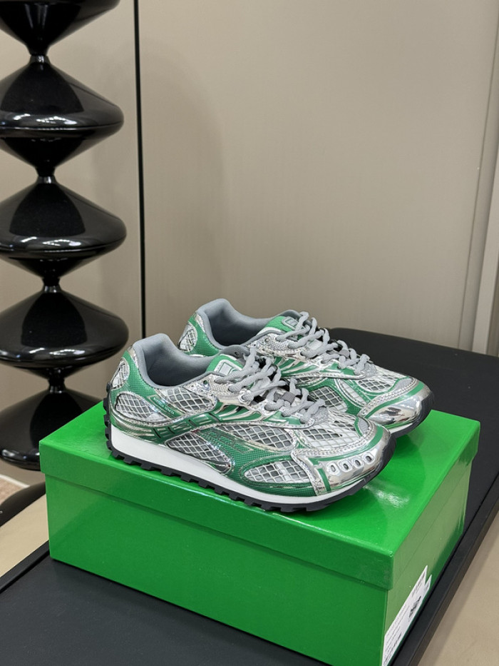 Bo*te*ga ve*ne*ta sneaker