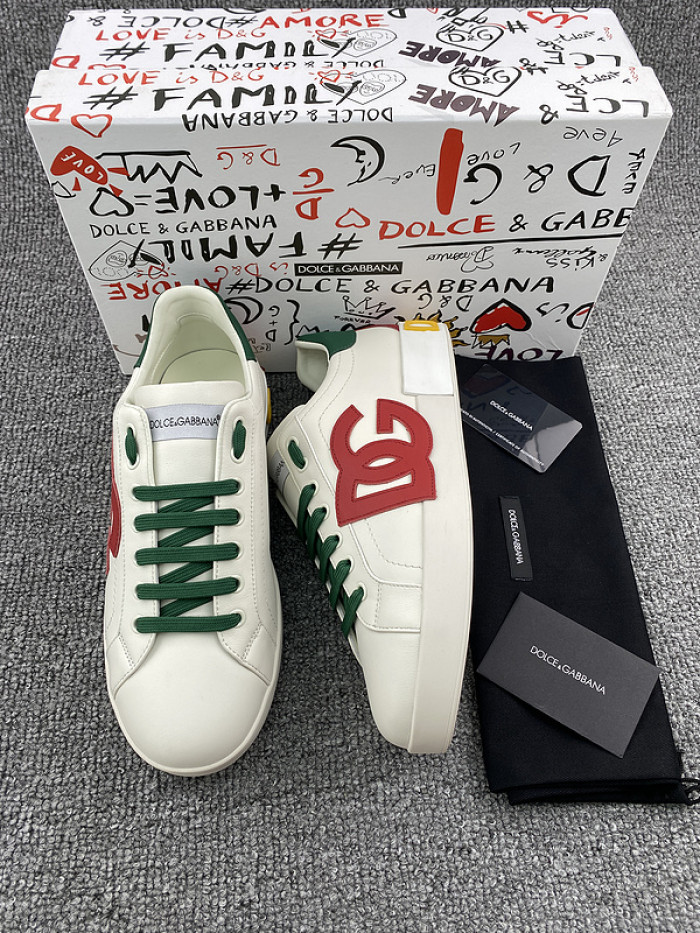 DG sneaker