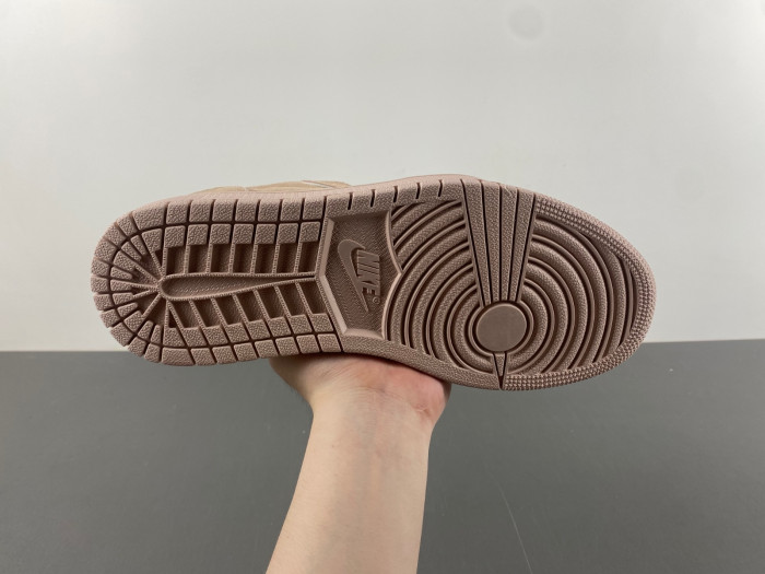 Travis Scott x Air Jordan 1 AO1935-204