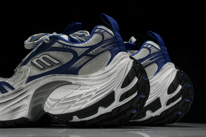 BLEN 10XL W2MV2 1490