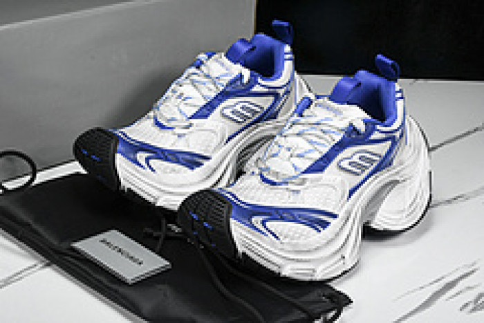 BLEN 10XL W2MV2 1490