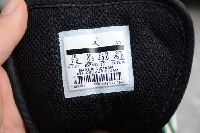 Jordan 1 Mid Pine Green 852542-301