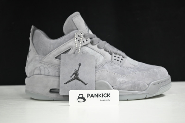 Air Jordan 4 Retro Kaws 930155-003