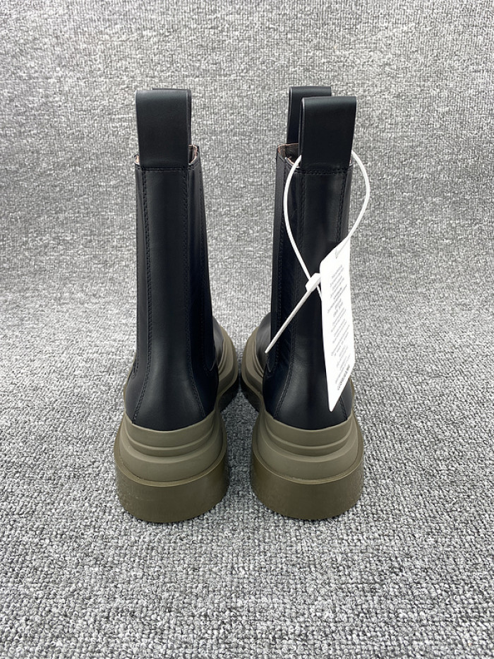 BOTTEGA VENETA SNEAKER