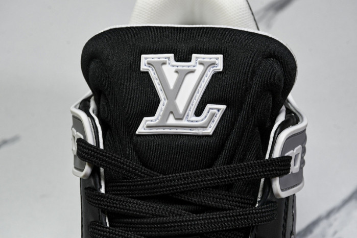 L&V SNEAKERS