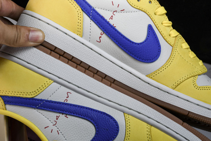 Travis Scott x Air Jordan 1 DZ4137-700