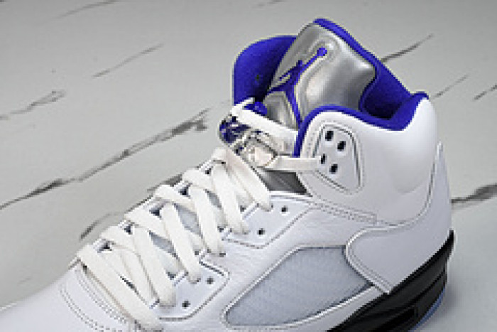 Air Jordan 5 Retro“Concord” DD0587-141
