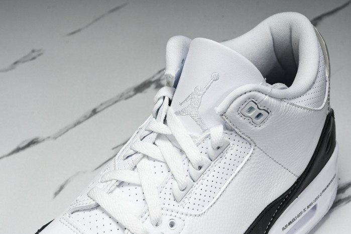 Fragment Design x Air Jordan 3 Retro SP“White” DA3595-100