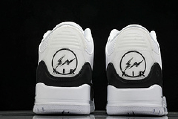 Fragment Design x Air Jordan 3 Retro SP“White” DA3595-100
