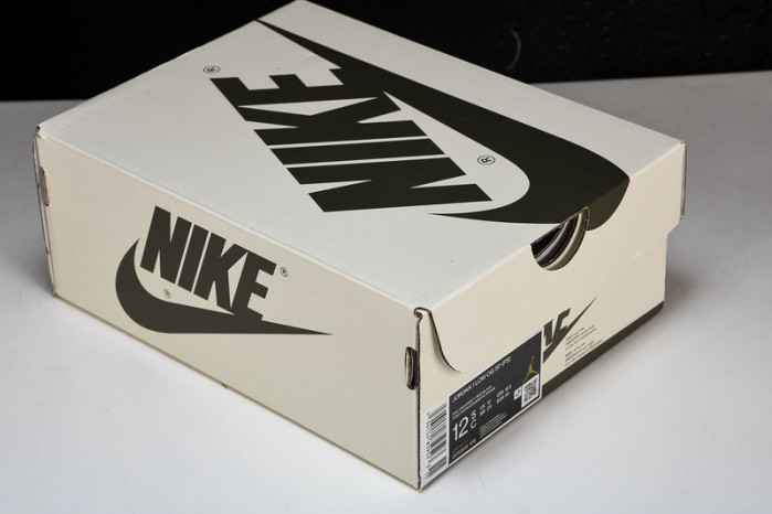 KIDS TRAVIS SCOTT X JORDAN AJ 1 LOW OG“OLIVE”PS DZ5909-106