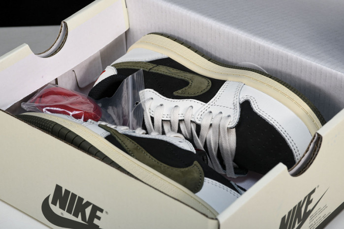 KIDS TRAVIS SCOTT X JORDAN AJ 1 LOW OG“OLIVE”PS DZ5909-106