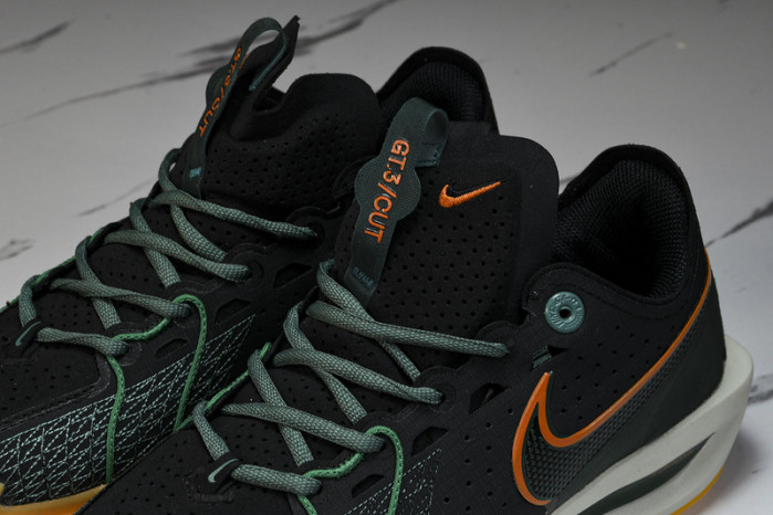 NIKE AIR ZOOM G.T.CUT 3 EP DV2918 001
