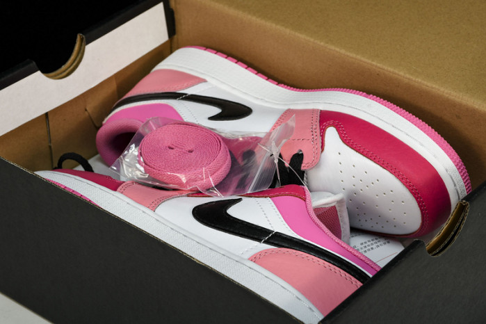 Air Jordan 1 Low GS 553560-162