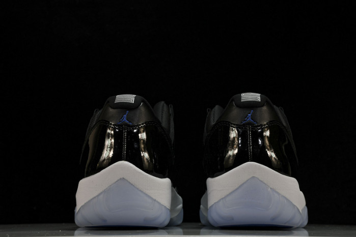 Air Jordan 11 Low "Space Jam" FV5104-004
