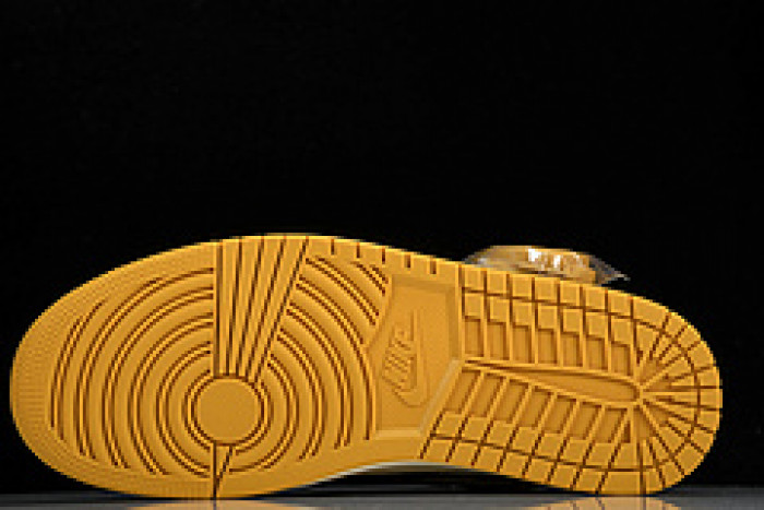 Air Jordan 1 High OG “Yellow Ochre” DZ5485-701