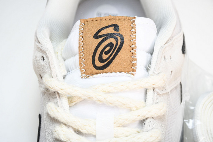 Stussy x Nk SB Dunk Low "Certified Fresh" DD9776-068