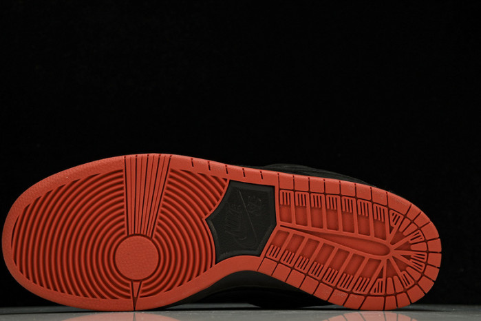 Nike SB Dunk Low Black Pigeon - 883232-008