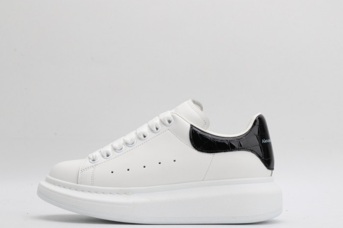 Alexander McQueen sneaker