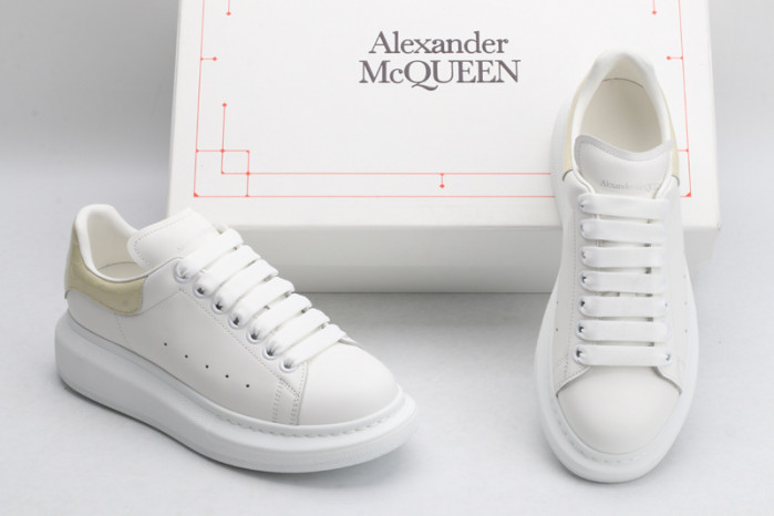 Alexander McQueen sneaker