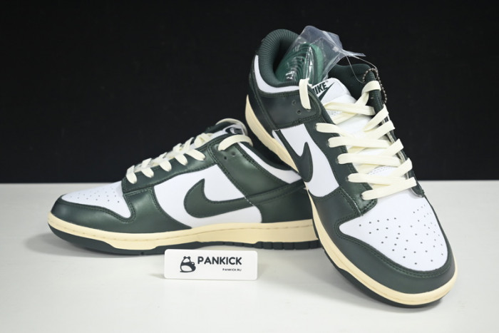 Nike Dunk Low Vintage Green (W) - DQ8580-100