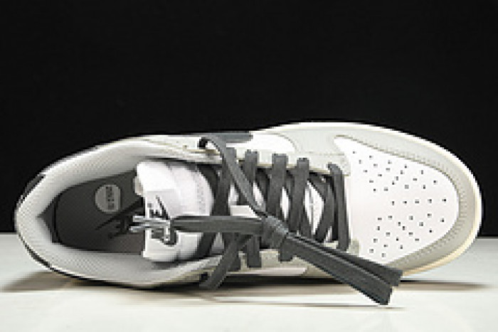 Nike Dunk Low Light Smoke Grey (W) - DD1503-117