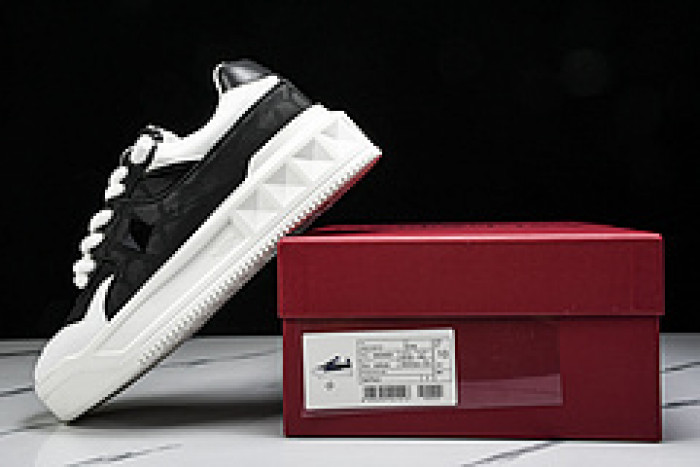 VALEN DESIGNER SNEAKERS