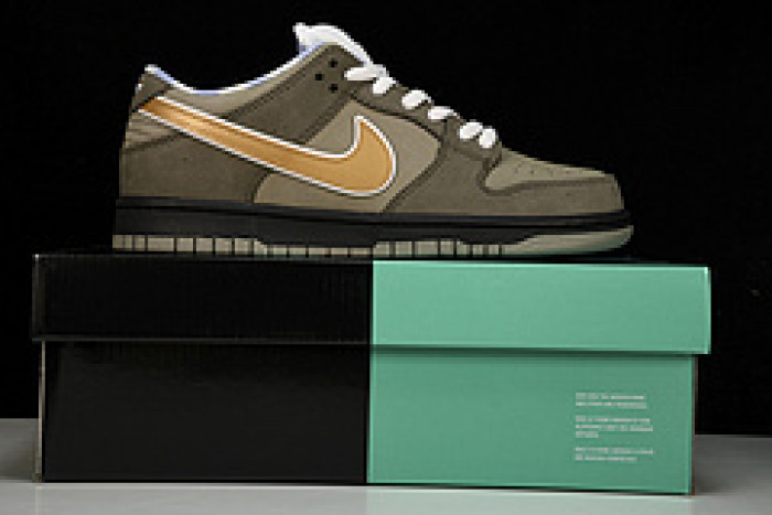 CONCEPTS x NK SB Dunk Low Pro OG QS BV1310-105