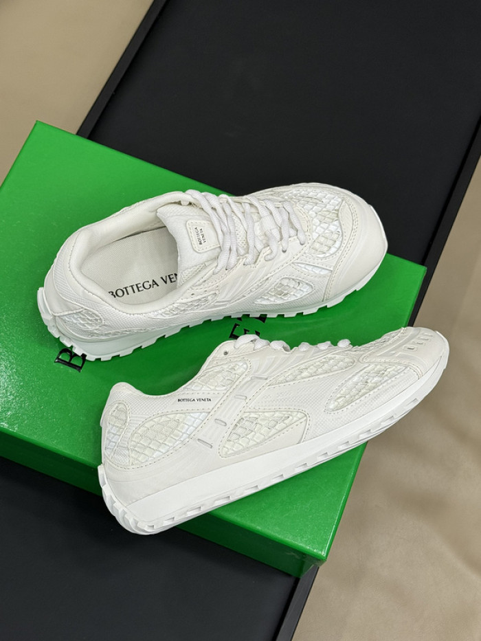 BOTTEGA VENETA SNEAKER