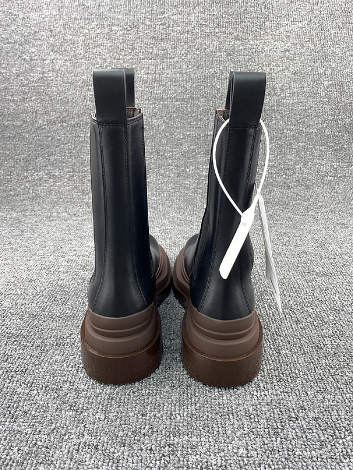 BOTTEGA VENETA SNEAKER