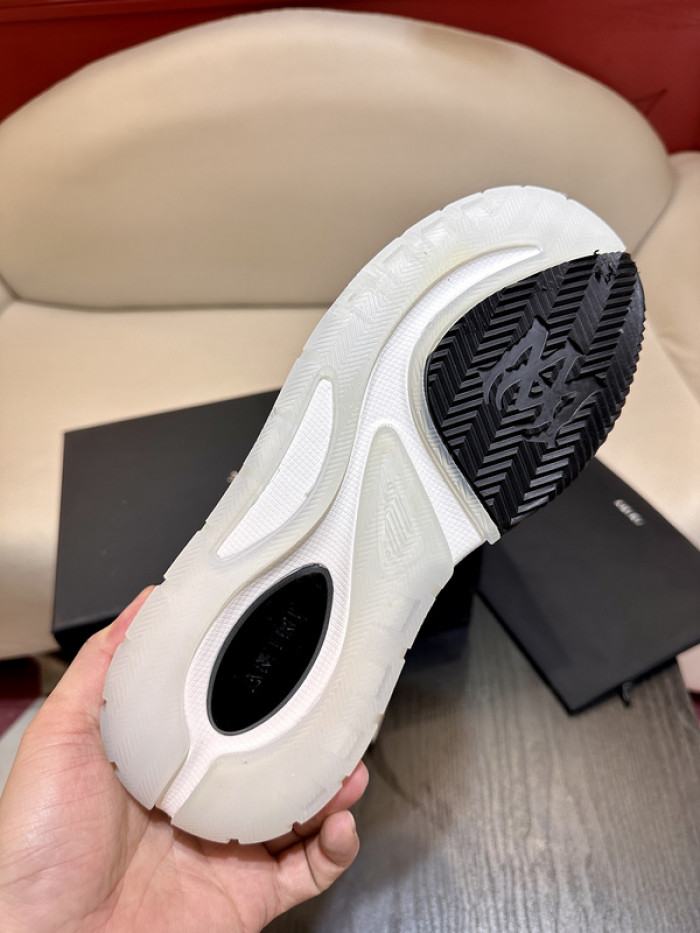 AM1R1 SNEAKERS