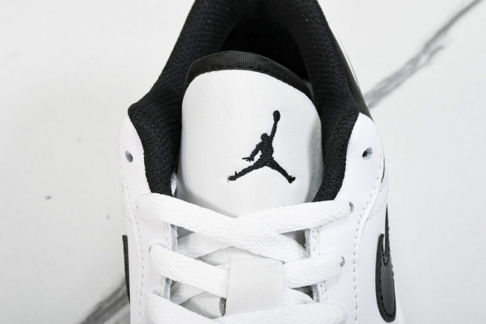 Air Jordan 1 Low 553558-132