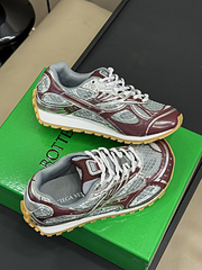 BOTTEGA VENETA SNEAKER