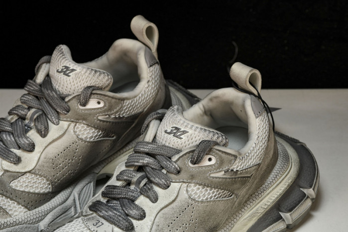 Balenciaga 3XL SUEDE W3XLH-1212