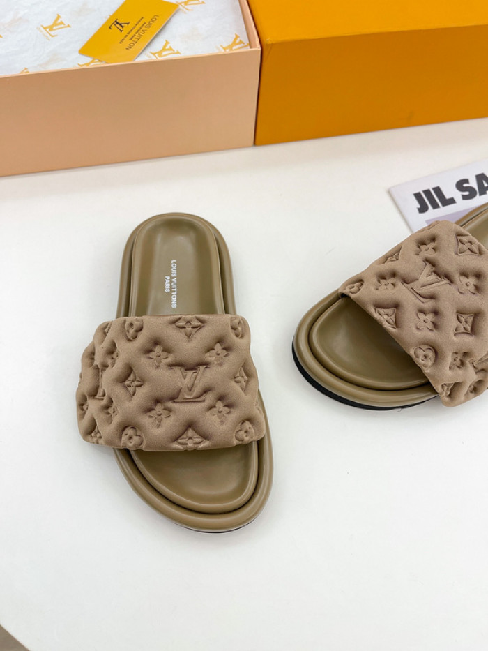 L&V SLIPPERS