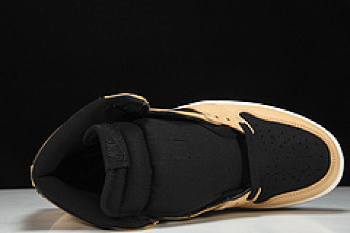 Air Jordan 1 High OG "Heirloom" 555088-202