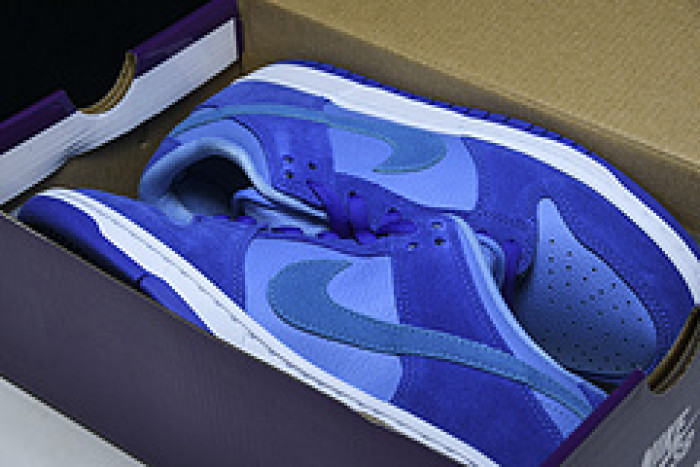 Nike SB Dunk Low Blue Raspberry - DM0807-400