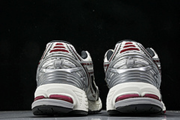 New Balance M1906REA