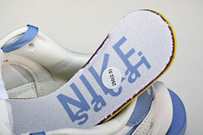 Sacai x Nk VaporWaffle 3.0 DD1875-112